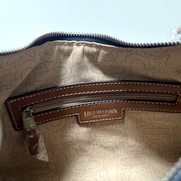 NWT TRUE RELIGION Denim Shoulder Bag Studded Horseshoe Blue Hobo Embellished - Picture 10 of 10